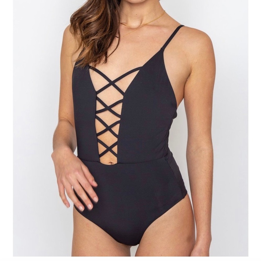 Luna one piece